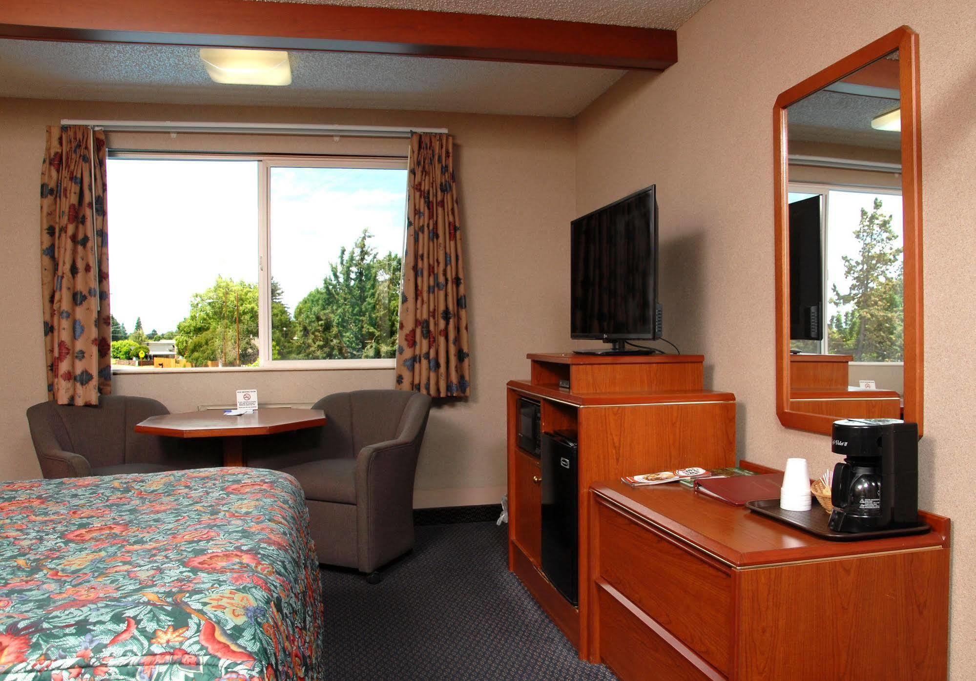 Redmond Inn エクステリア 写真