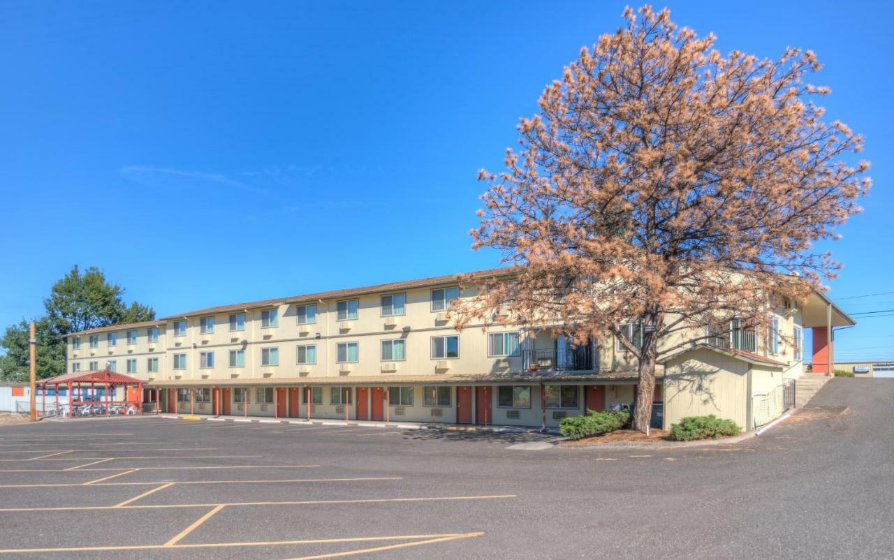 Redmond Inn エクステリア 写真