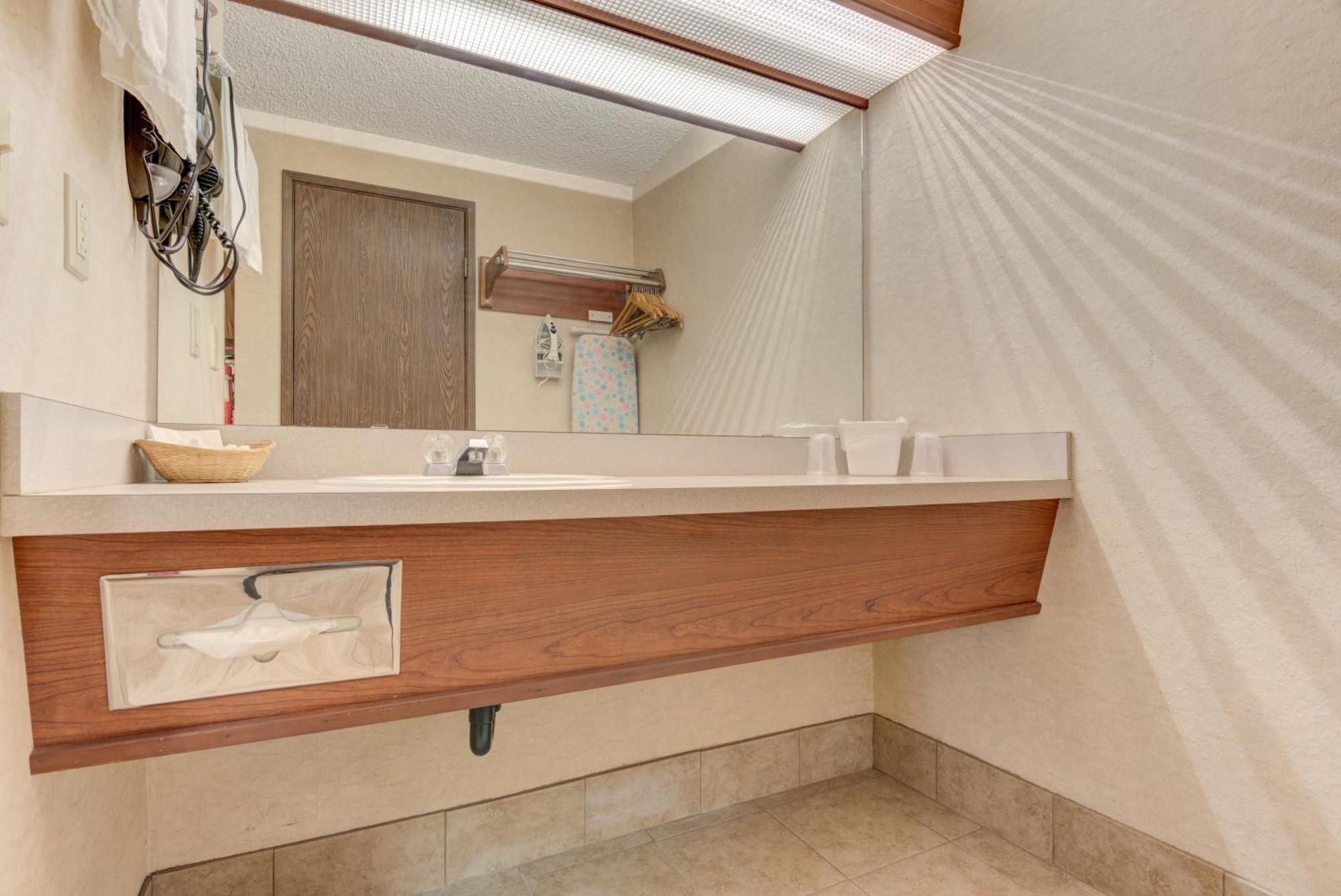 Redmond Inn エクステリア 写真